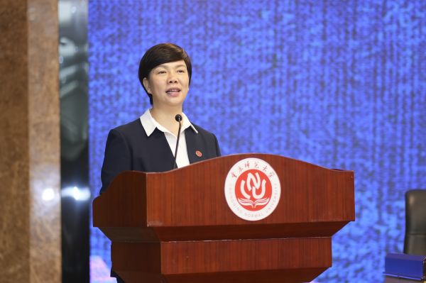 bat365官方官网党委书记张艳致辞。伍向前摄